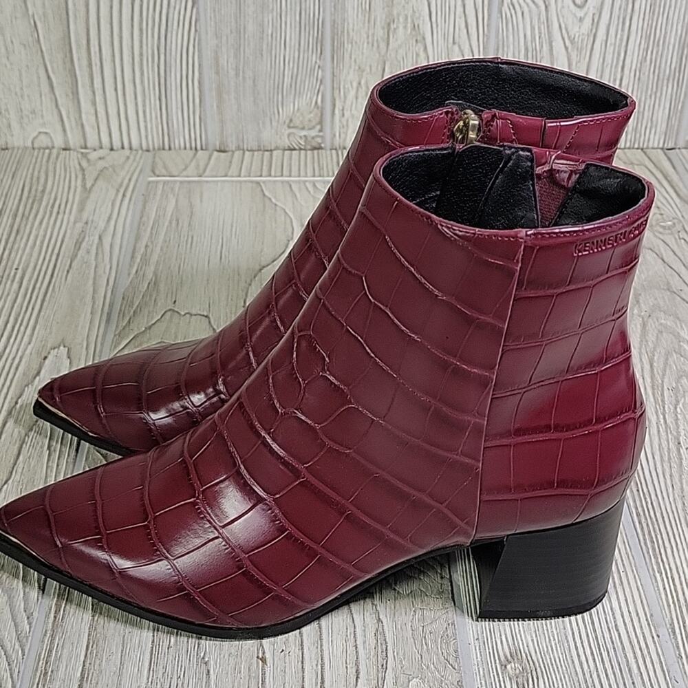 Kenneth Cole Roanne Burgundy Croc Print Ankle Bootie Womens Size 5.5 NEW - Picture 6 of 16